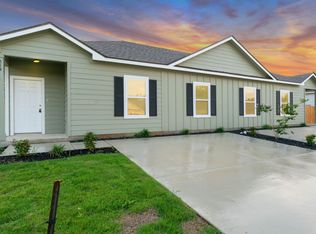 431 Trefger St, Seguin, TX 78155