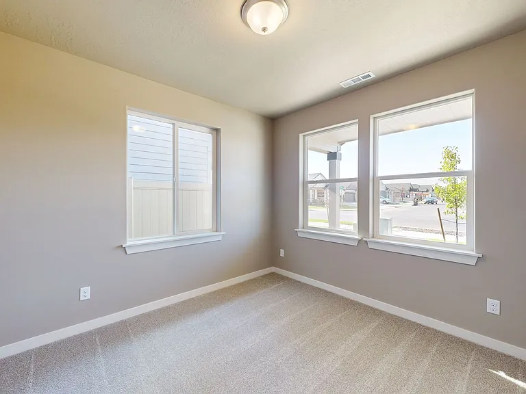 1189 Ava St — Photo 22
