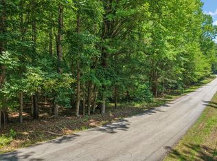 313 Lakepoint Dr, Clarksville, VA 23927