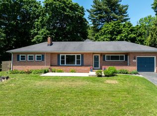 207 Scott Rd, York, PA 17403