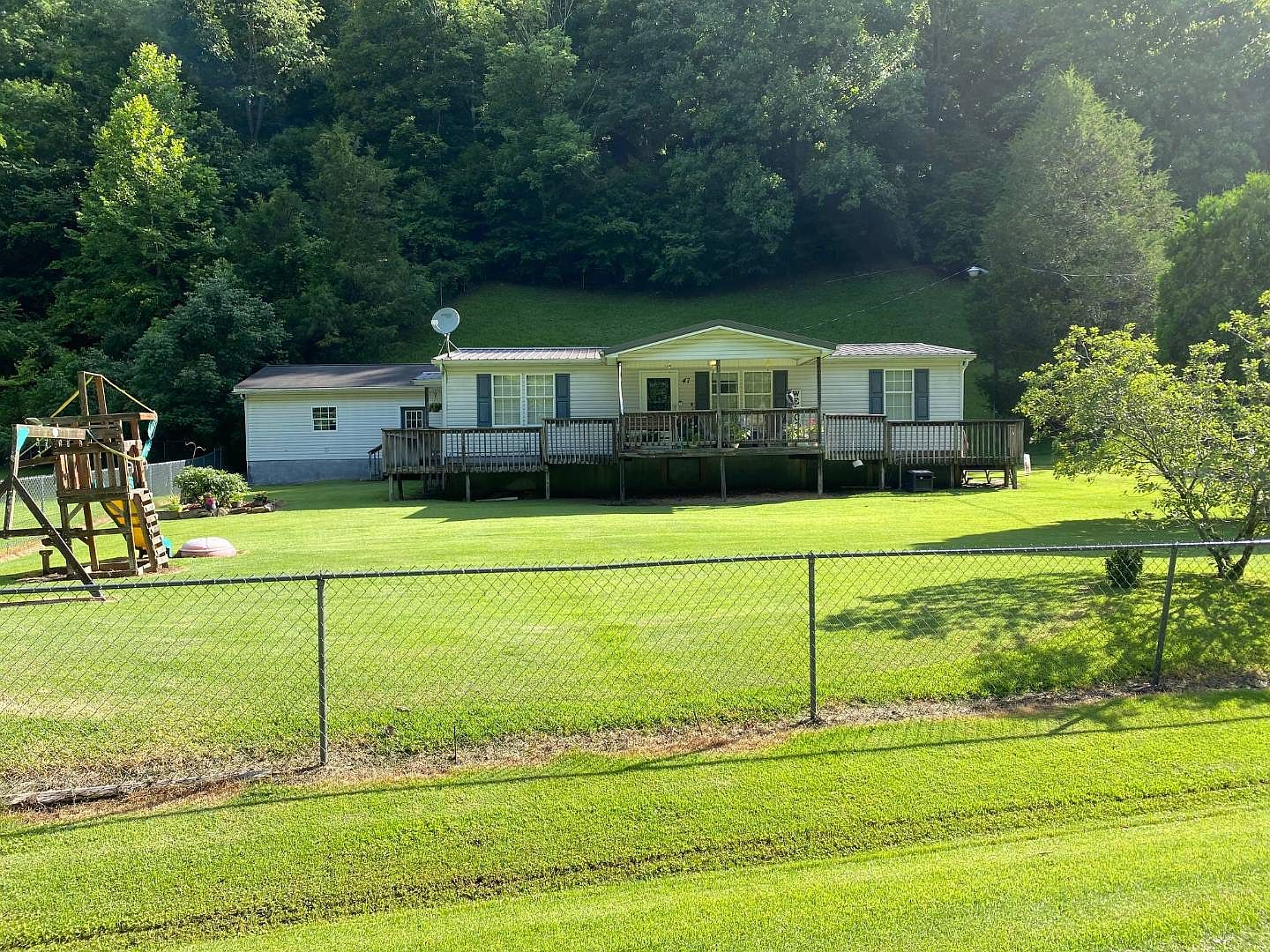 47 Broad Br, Harts, WV 25524 Zillow