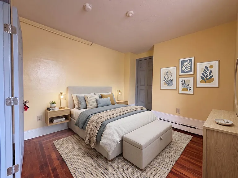 560 Broad St #2 — Photo 23
