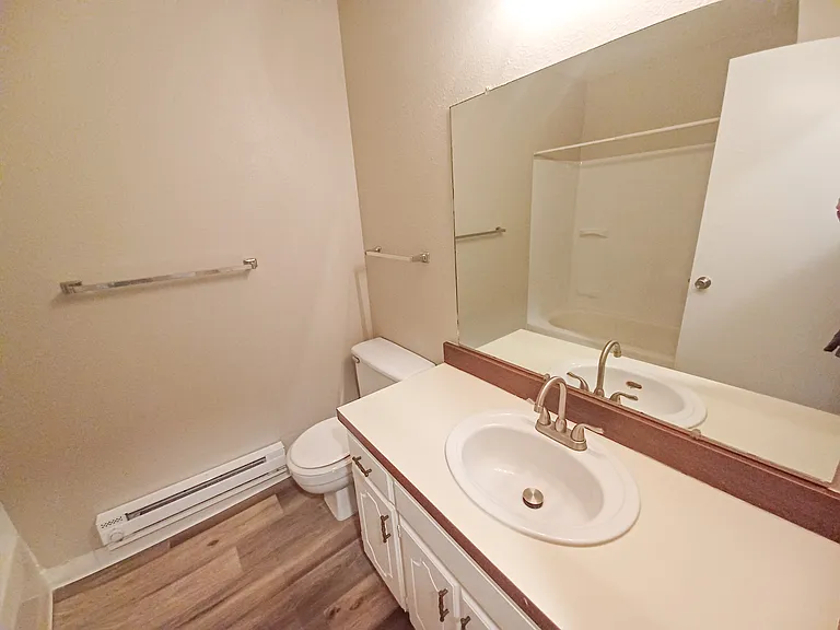 Quail Park Apartments — Photo 17