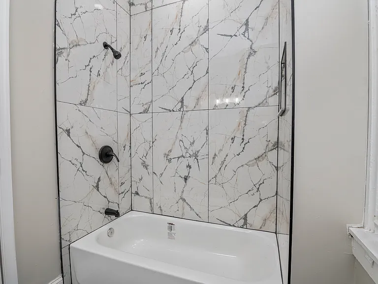 1709 N Calvert St #2 — Photo 16