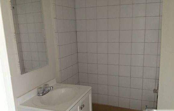 1st image of 1146 Acacia Ave