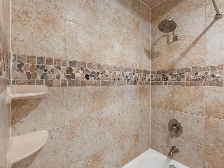 3174 La Quinta Dr — Photo 32
