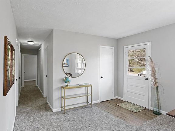 3rd image of 3606 Briar Dr