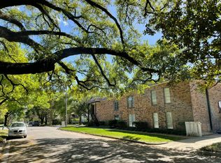 121 E 12th St APT 3, Houston, TX 77008
