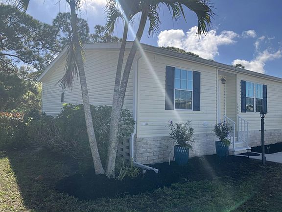 2nd image of 1060 Great Lakes Dr #111