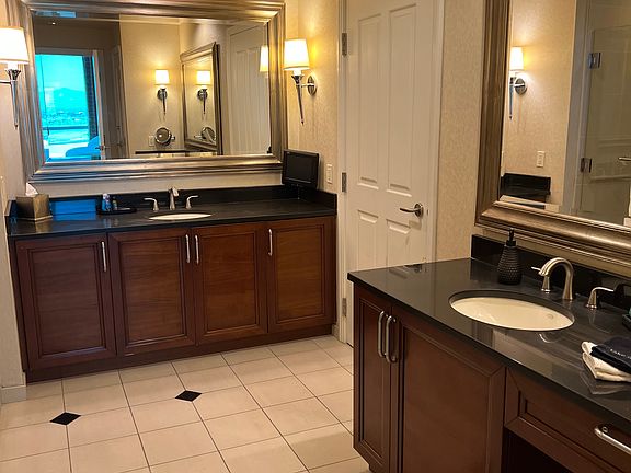 5th image of 145 E Harmon Ave #12-602