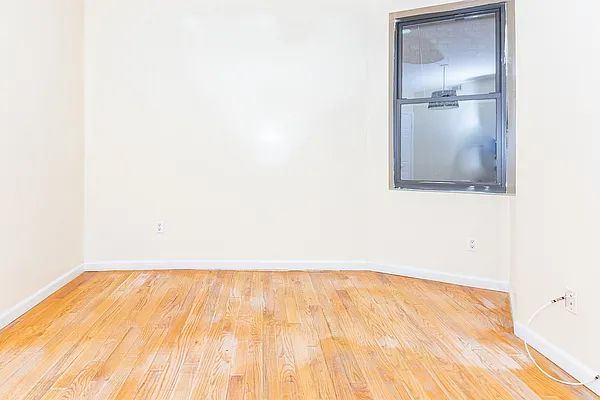 Rented by MySpaceNYC | media 4