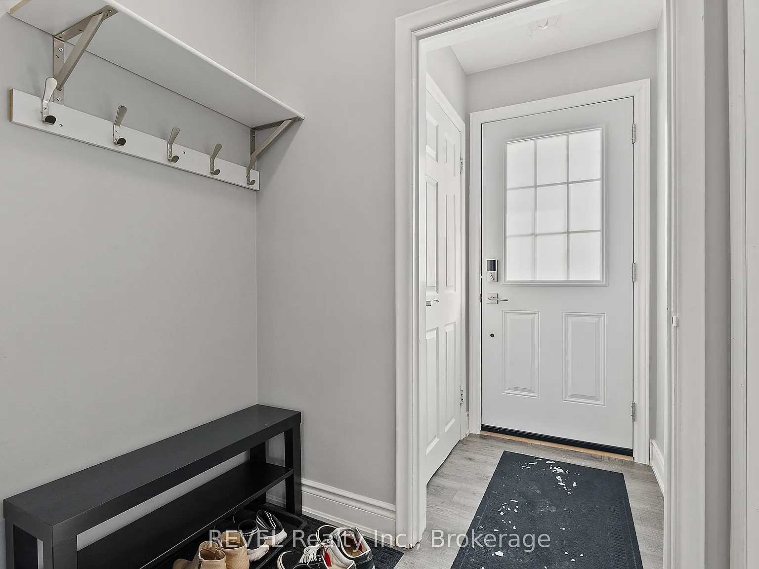 2 bed, $2,300 — Photo 4