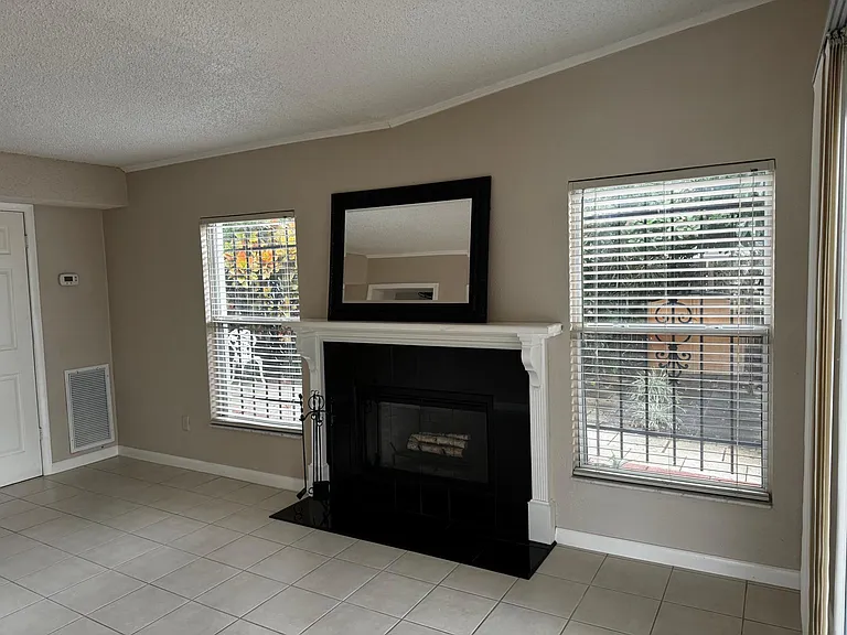 2615 Duncan Dr — Photo 14