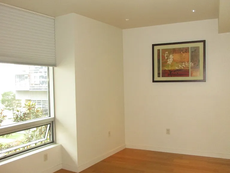 3570 S River Pkwy #305 — Photo 6