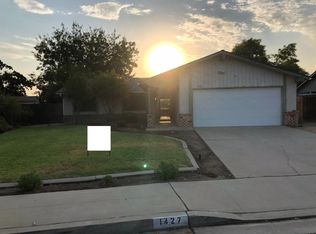 1427 Bernadine Dr, Clovis, CA 93611