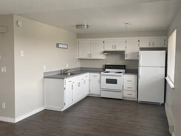 75 W Whidbey Ave #C202 — Photo 9