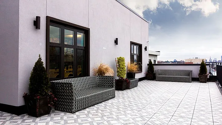 Rented by Nooklyn NYC LLC | media 53