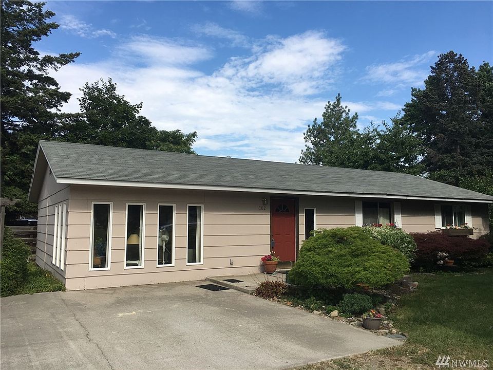 1st image of 602 Fir St