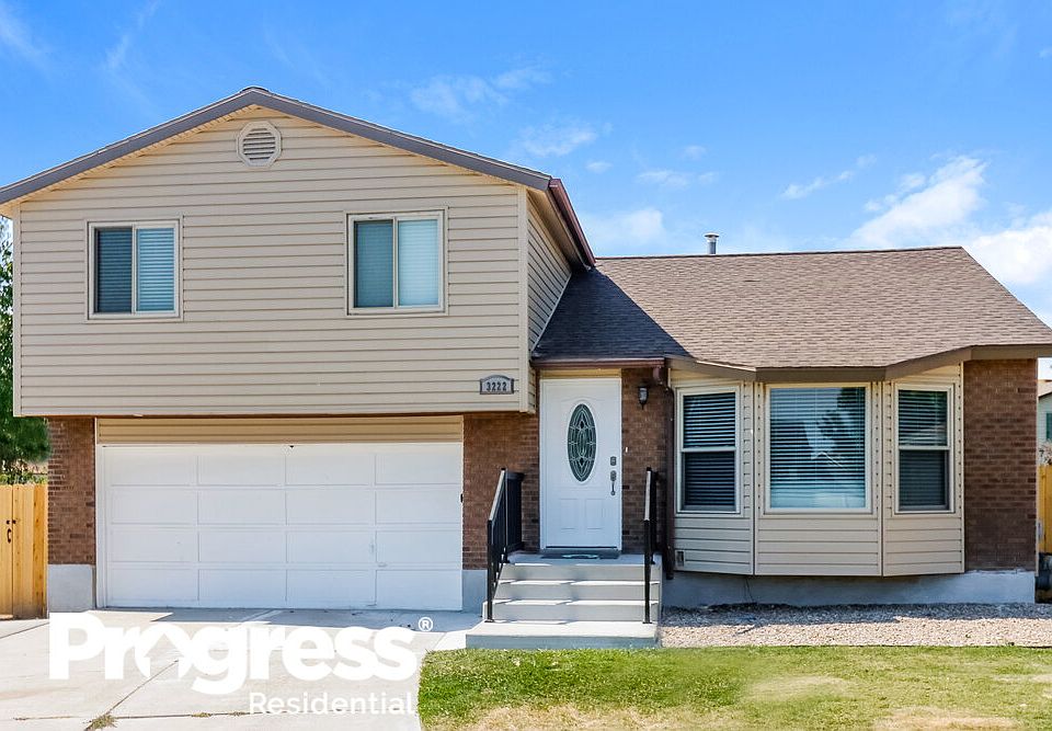 1st image of 3222 W Flintbrook Cir