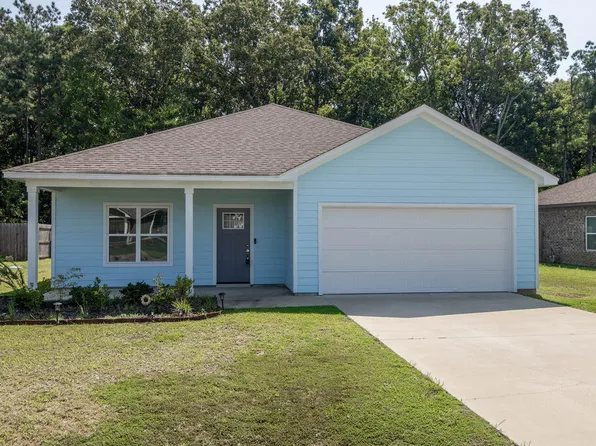 120 Thaxton Hills Dr, Thaxton, MS 38871