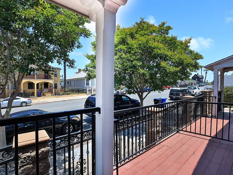 2015 J St — Photo 23