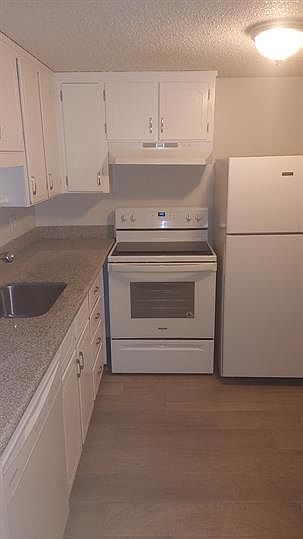 1st image of 8018 Stark Ave #Qr2vtz2nn