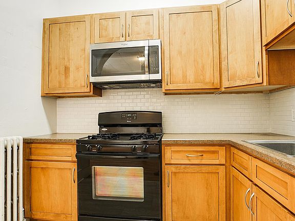5th image of 1000 Spruce St #1F