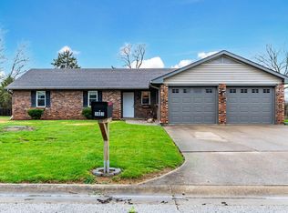 1401 Hickam Dr, Columbia, MO 65202