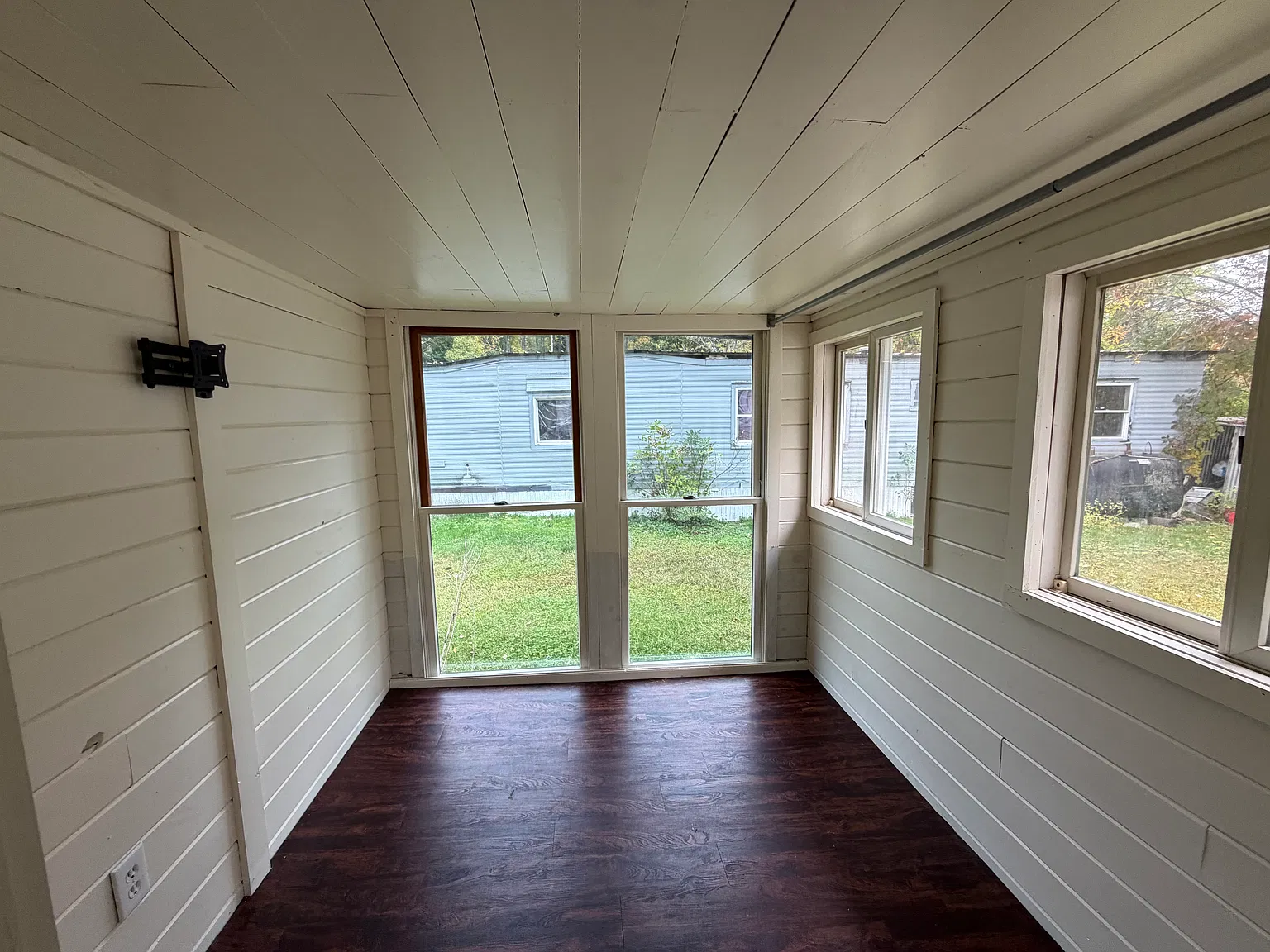1 bed, $1,000 — Photo 3