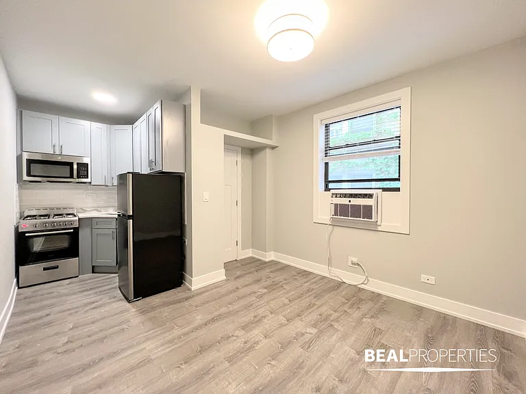 505 West Belmont Ave — Photo 45