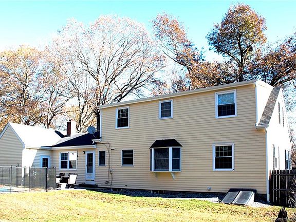 2nd image of 21 Monticello Dr