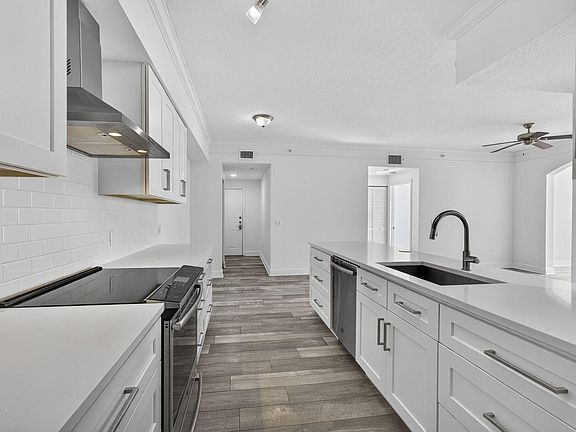 3rd image of 5301 Myrtlewood Cir E #5301