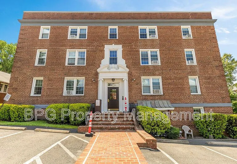 2634 Langston Blvd #403 — Photo 1