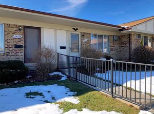 25231 Franklin Ter, South Lyon, MI