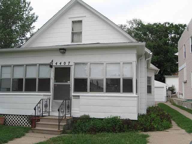 1st image of 4407 S 26th St