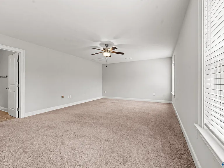 233 Dustin Ln NW — Photo 30