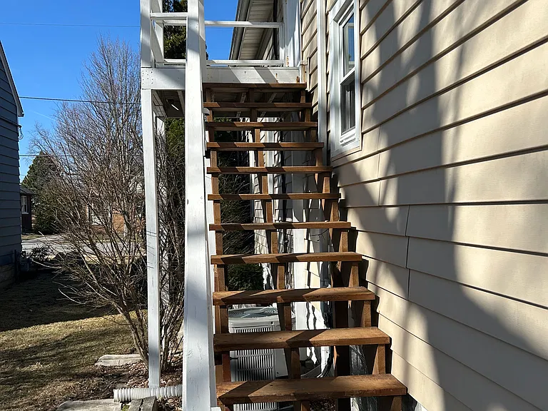 68th Ct — Photo 2