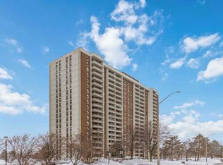 4 Kings Cross Rd #1201, Brampton, ON L6T3X8