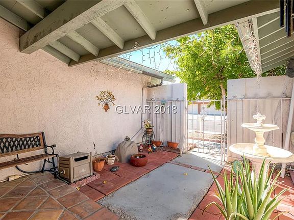 4th image of 6204 Cedarbrook Dr