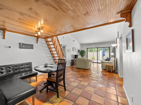 257 Pleasant Wood Drive, Wellington, FL 33414