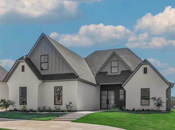 205 Sam Willen Dr, Benton, LA 71006