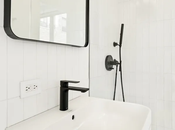 432 West 52nd Street image 10 of 15