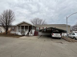 3014 Onawa Ave, Council Bluffs, IA 51501