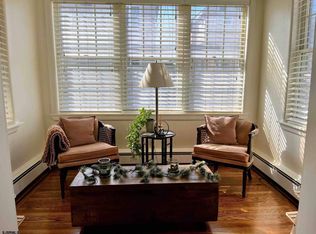 19 N Newport Ave, Ventnor, NJ 08406