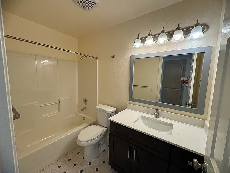 131 William Cir — Photo 21