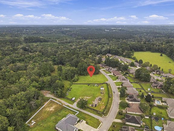 3rd image of 18 Joshbury Cir