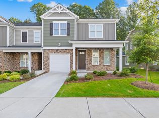 8226 Merryvale Ln, Charlotte, NC 28214