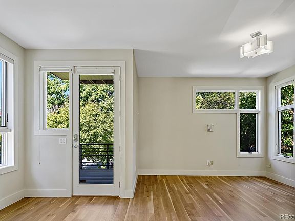 2nd image of 2414 Glenarm Pl