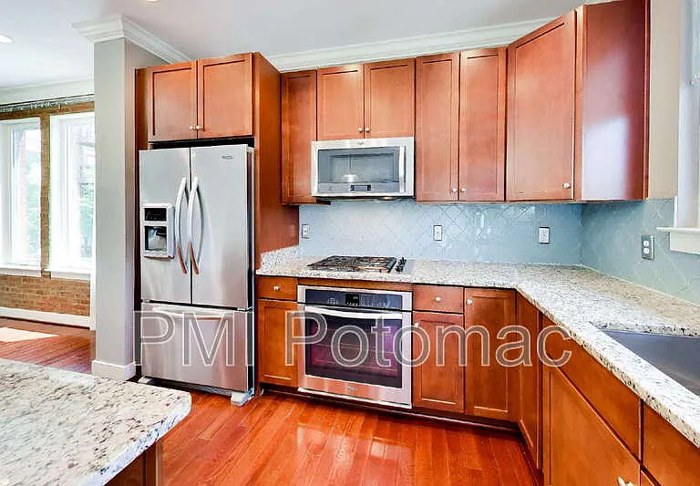 5600 45th Ave — Photo 15