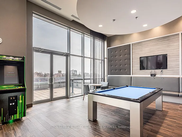 2093 Fairview St #1405 — Photo 38